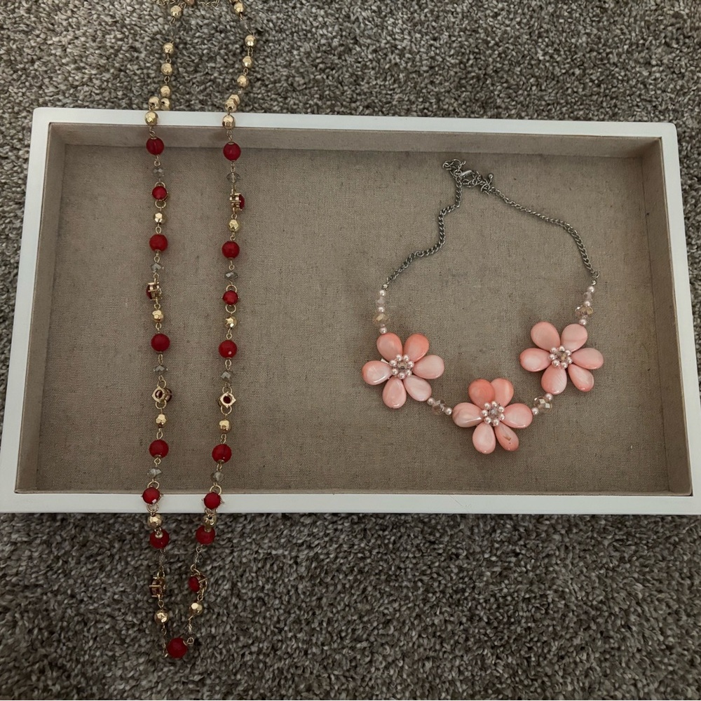 Floral Pink and Red Necklace Set